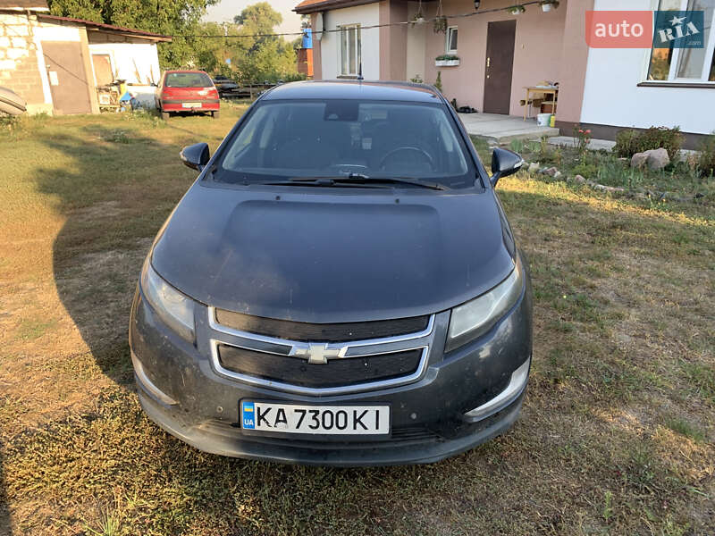 Хэтчбек Chevrolet Volt 2012 в Броварах