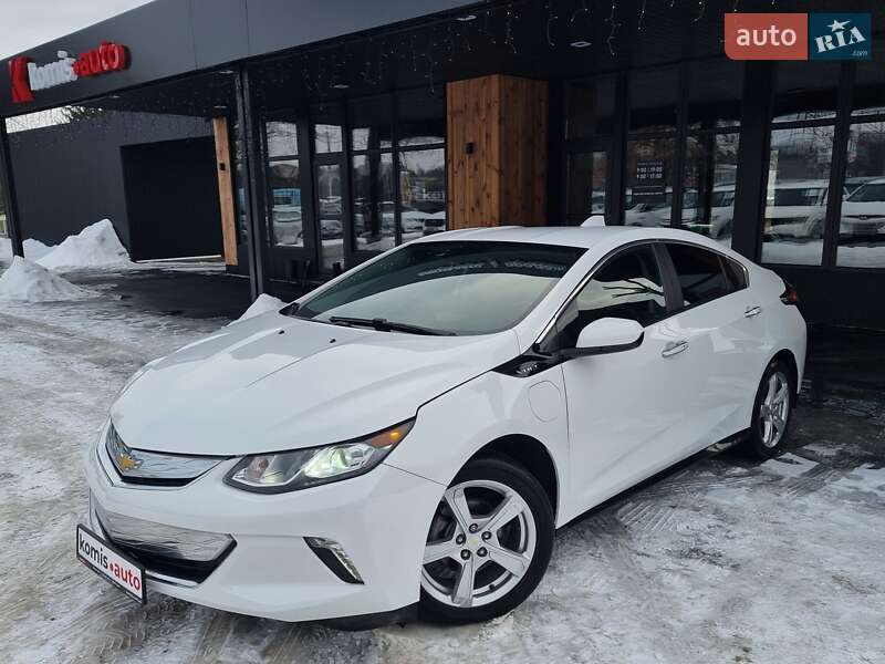 Хэтчбек Chevrolet Volt 2016 в Виннице Хэтчбек Chevrolet Volt 2016 в Виннице
