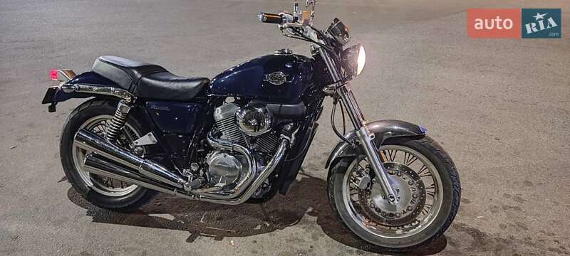 Мотоцикл Классик Honda VRX 400 Roadster 1996 в Днепре Мотоцикл Классик Honda VRX 400 Roadster 1996 в Днепре