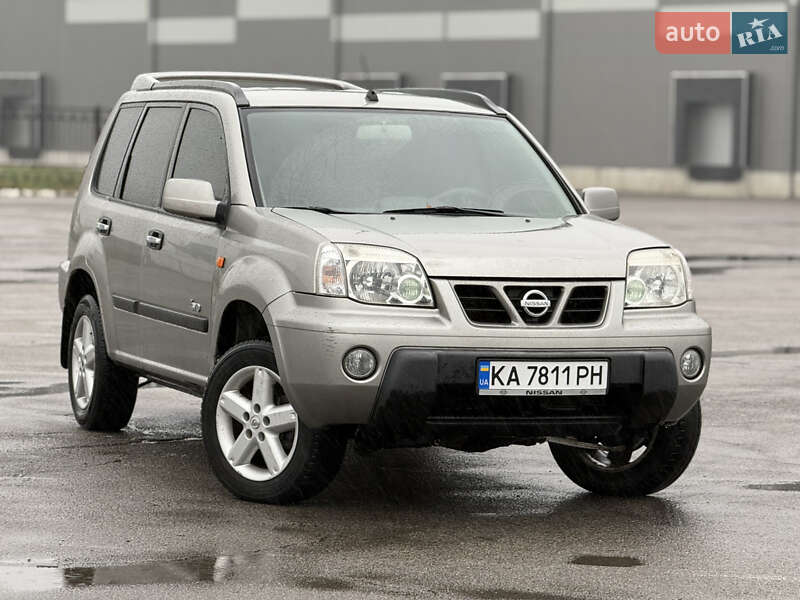 Позашляховик / Кросовер Nissan X-Trail 2003 в Києві Позашляховик / Кросовер Nissan X-Trail 2003 в Києві