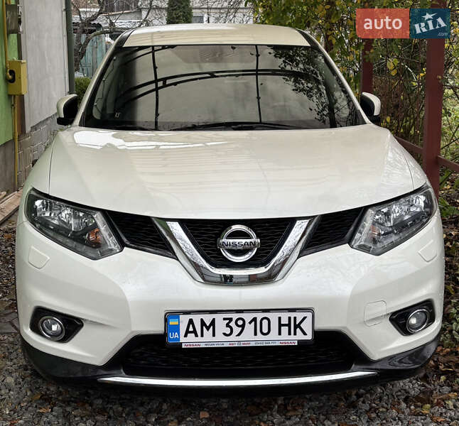 Внедорожник / Кроссовер Nissan X-Trail 2017 в Житомире Внедорожник / Кроссовер Nissan X-Trail 2017 в Житомире