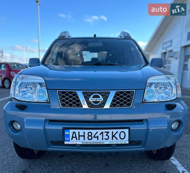 Внедорожник / Кроссовер Nissan X-Trail 2005 в Краматорске