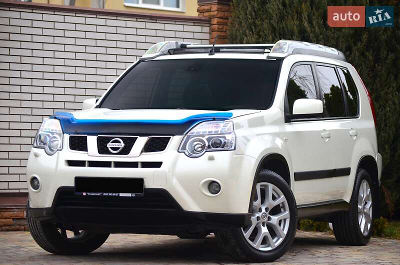 Внедорожник / Кроссовер Nissan X-Trail 2013 в Днепре