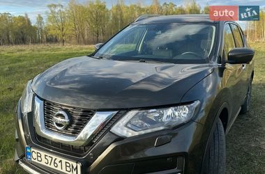 Внедорожник / Кроссовер Nissan X-Trail 2017 в Борзне