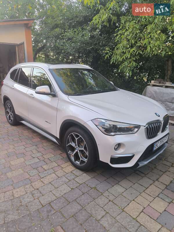Внедорожник / Кроссовер BMW X1 2016 в Стрые