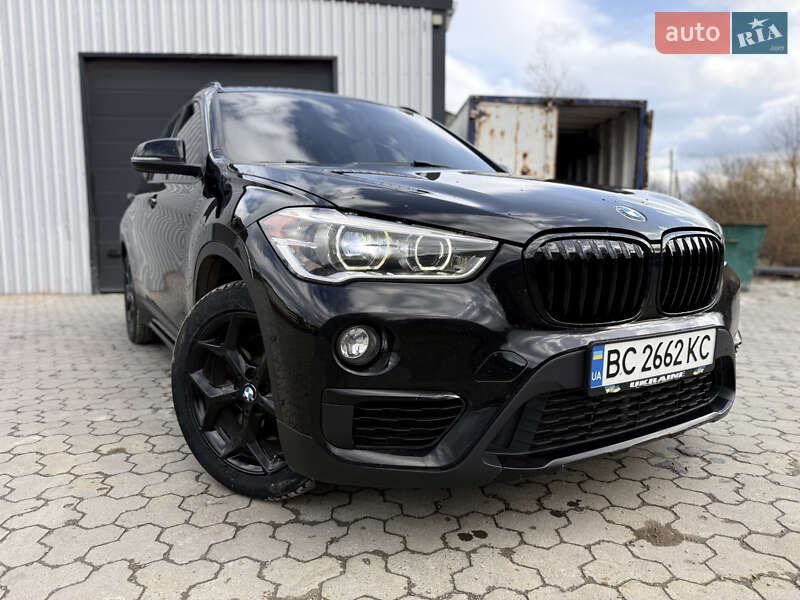 Внедорожник / Кроссовер BMW X1 2015 в Львове