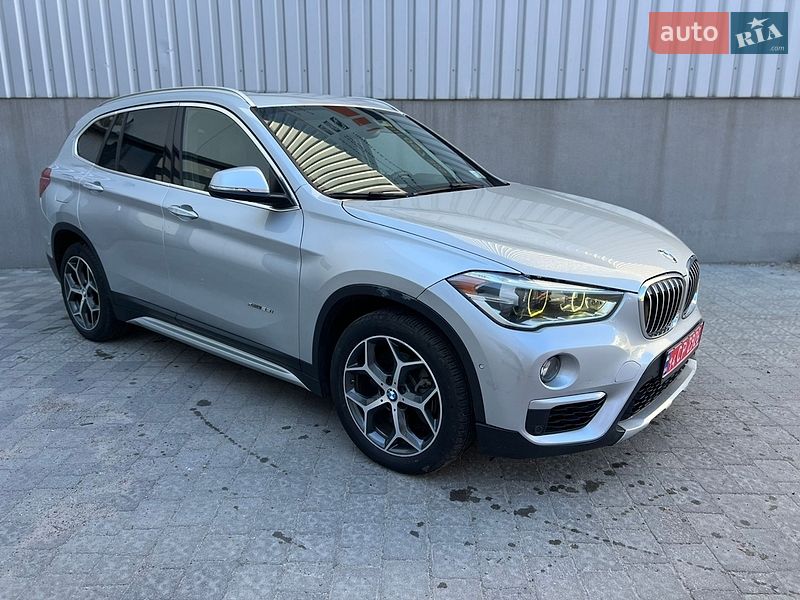 Внедорожник / Кроссовер BMW X1 2016 в Львове