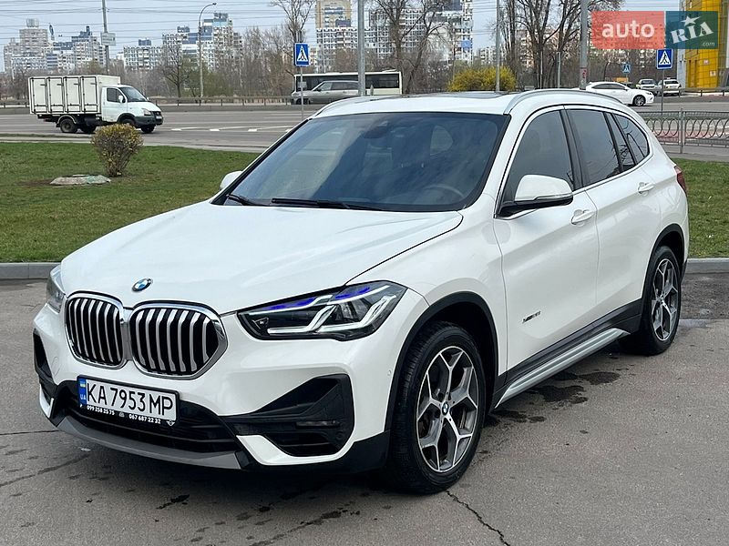Позашляховик / Кросовер BMW X1 2016 в Києві