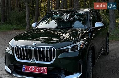 Внедорожник / Кроссовер BMW X1 2024 в Львове