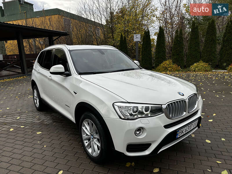 Внедорожник / Кроссовер BMW X3 2015 в Ровно