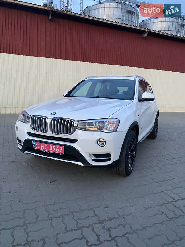 Внедорожник / Кроссовер BMW X3 2014 в Ковеле
