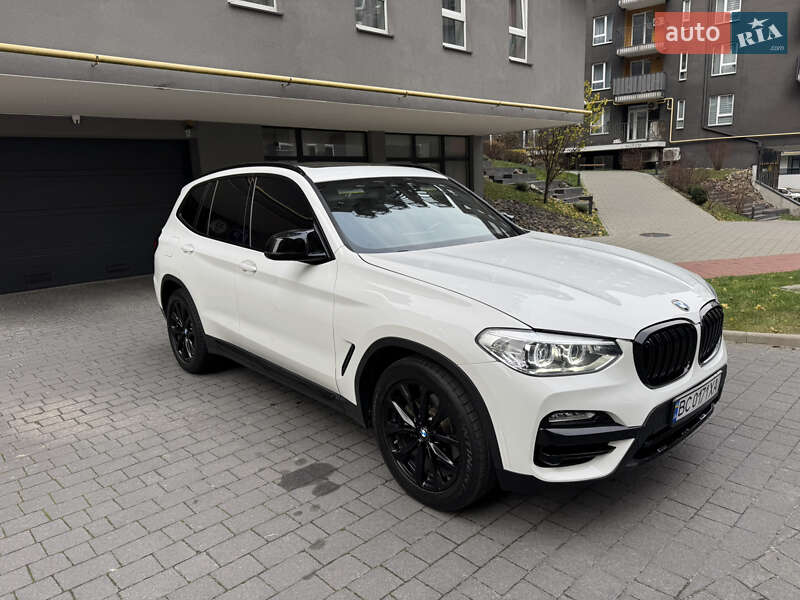 Внедорожник / Кроссовер BMW X3 2019 в Львове