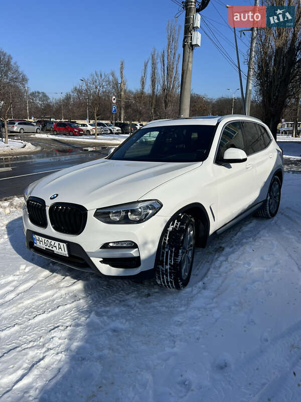 Внедорожник / Кроссовер BMW X3 2018 в Одессе