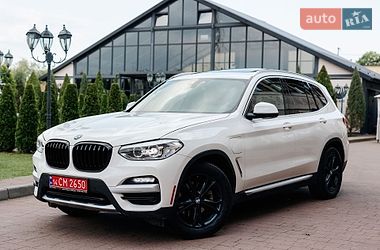 Внедорожник / Кроссовер BMW X3 2021 в Стрые
