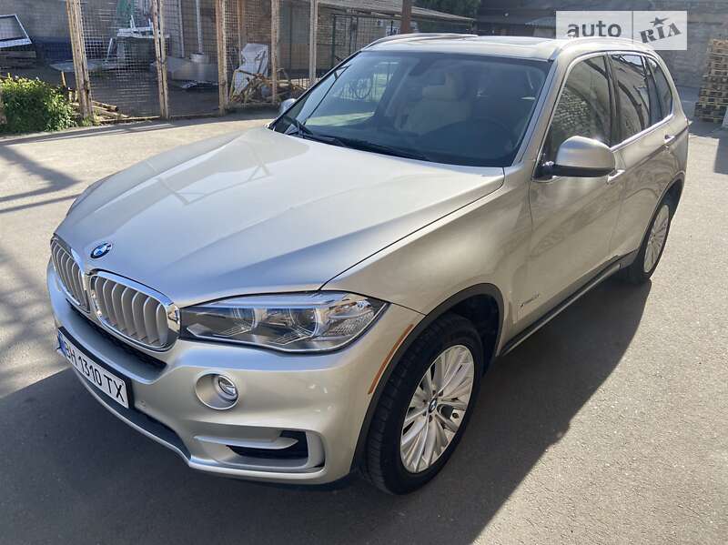 Внедорожник / Кроссовер BMW X5 2016 в Одессе