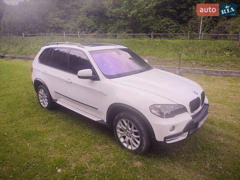 Внедорожник / Кроссовер BMW X5 2010 в Косове