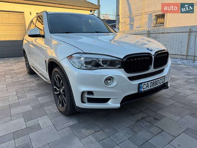 Внедорожник / Кроссовер BMW X5 2015 в Черкассах