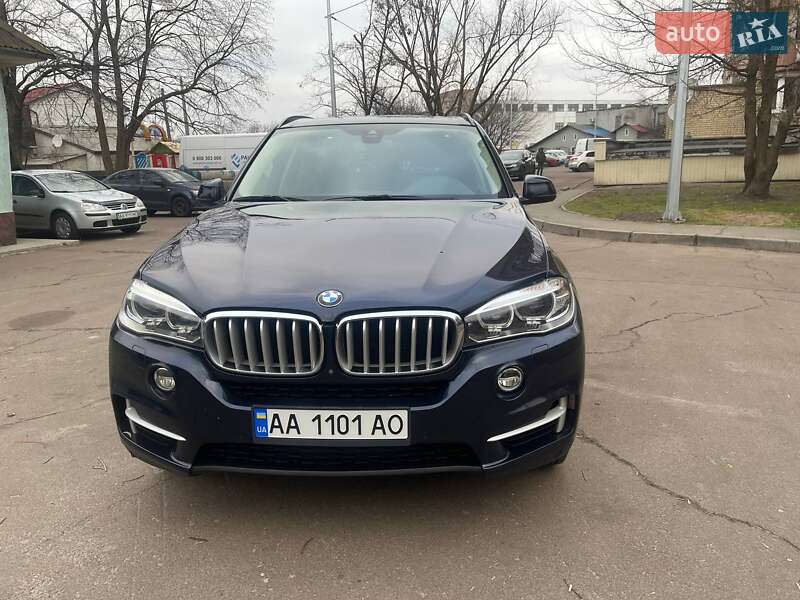 Внедорожник / Кроссовер BMW X5 2016 в Киеве