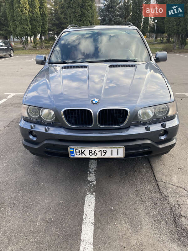 Внедорожник / Кроссовер BMW X5 2001 в Ровно