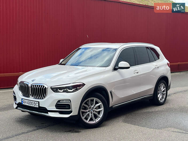 Позашляховик / Кросовер BMW X5 2021 в Києві