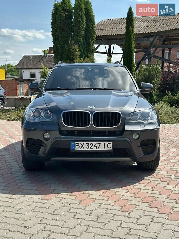Внедорожник / Кроссовер BMW X5 2013 в Хмельницком