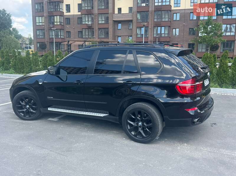 Внедорожник / Кроссовер BMW X5 2011 в Чернигове