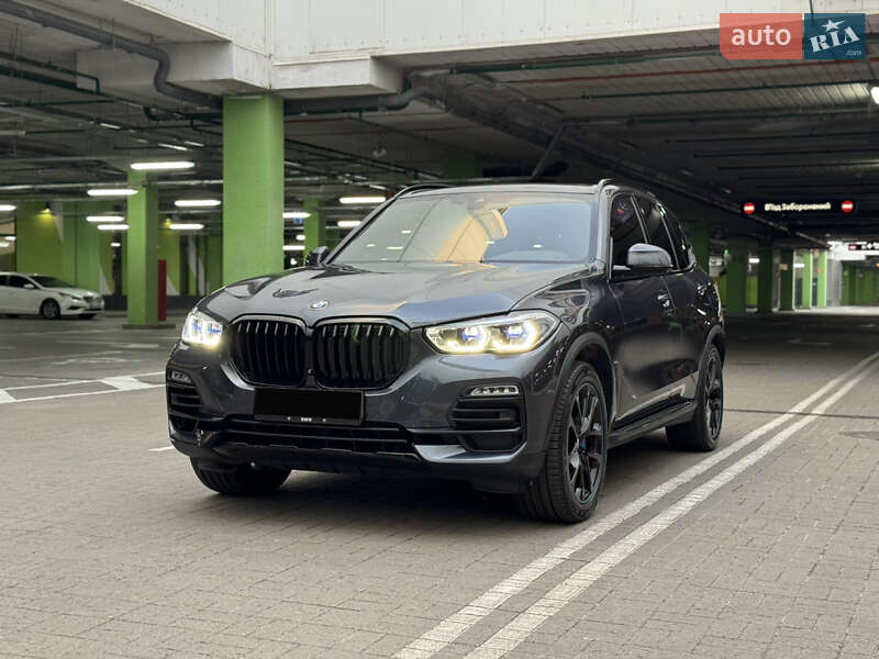 Внедорожник / Кроссовер BMW X5 2019 в Киеве
