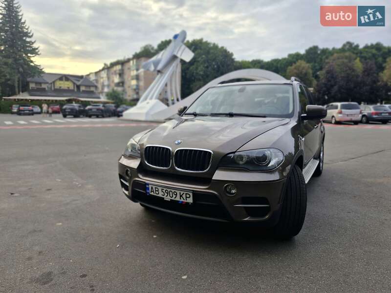 Внедорожник / Кроссовер BMW X5 2011 в Виннице