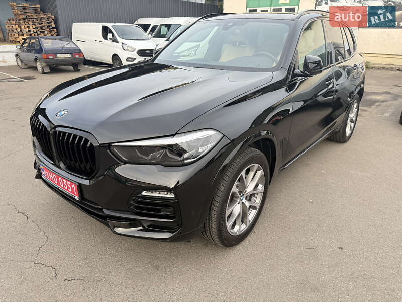 Внедорожник / Кроссовер BMW X5 2020 в Луцке