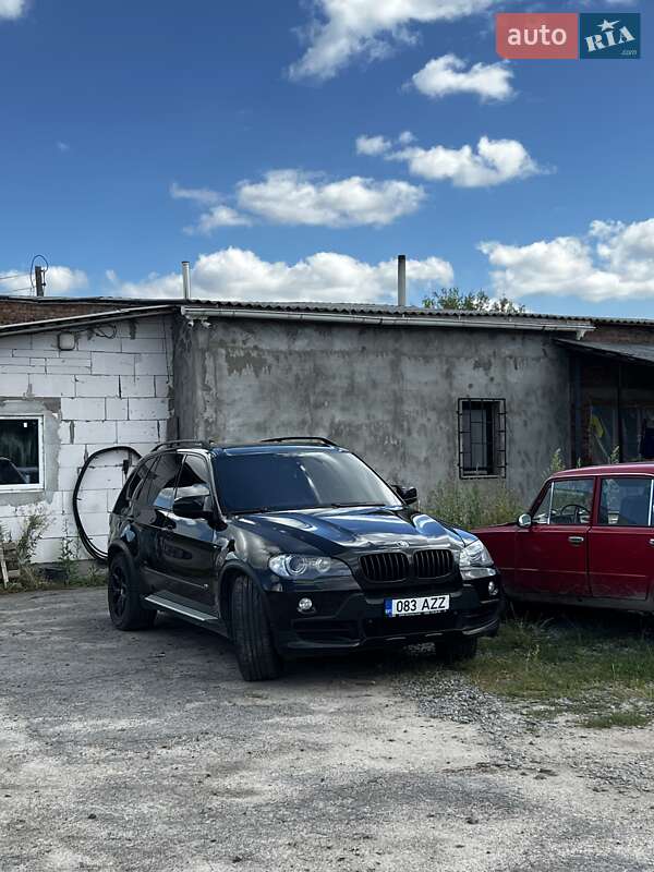 Внедорожник / Кроссовер BMW X5 2007 в Богодухове