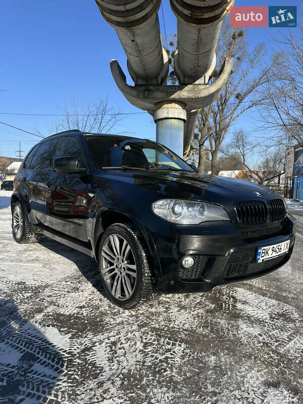 Внедорожник / Кроссовер BMW X5 2011 в Киеве