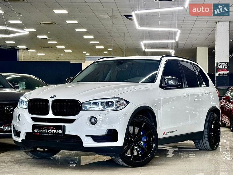Внедорожник / Кроссовер BMW X5 2017 в Николаеве