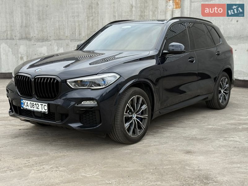 Внедорожник / Кроссовер BMW X5 2021 в Киеве