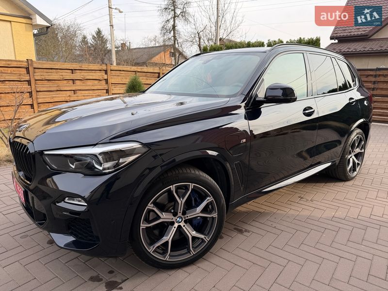 Внедорожник / Кроссовер BMW X5 2021 в Нововолынске