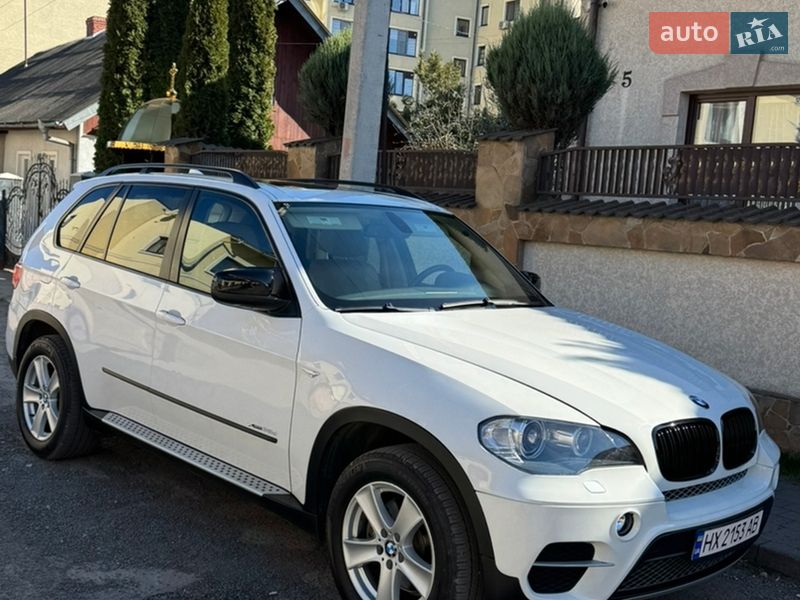Внедорожник / Кроссовер BMW X5 2010 в Ивано-Франковске