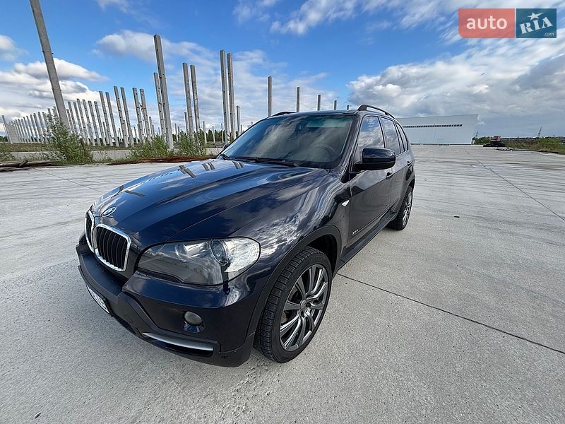 Внедорожник / Кроссовер BMW X5 2007 в Коростене