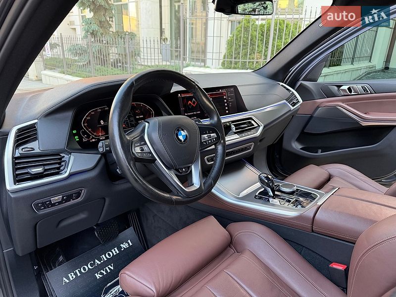 Внедорожник / Кроссовер BMW X5 2020 в Киеве