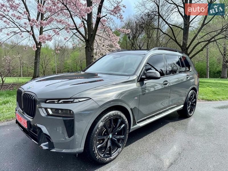 Внедорожник / Кроссовер BMW X7 2024 в Киеве