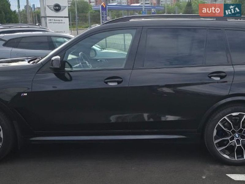 Внедорожник / Кроссовер BMW X7 2023 в Киеве