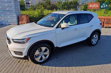 Внедорожник / Кроссовер Volvo XC40 2019 в Шепетовке