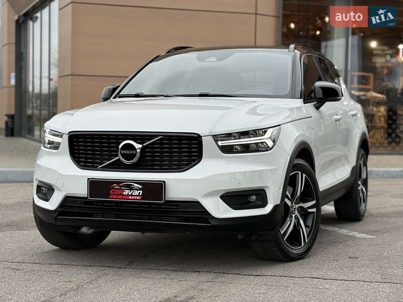 Внедорожник / Кроссовер Volvo XC40 2019 в Днепре