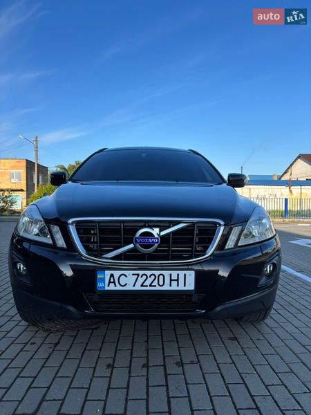 Внедорожник / Кроссовер Volvo XC60 2009 в Нововолынске