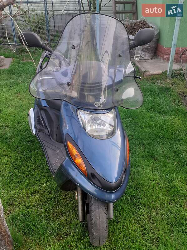 Макси-скутер Yamaha XC 2001 в Белой Церкви Макси-скутер Yamaha XC 2001 в Белой Церкви