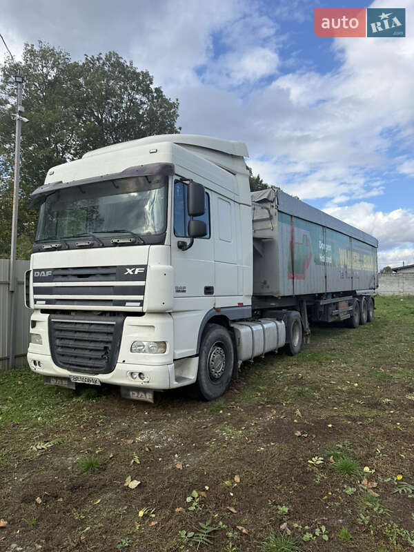 Зерновоз DAF XF 105 2009 в Львове