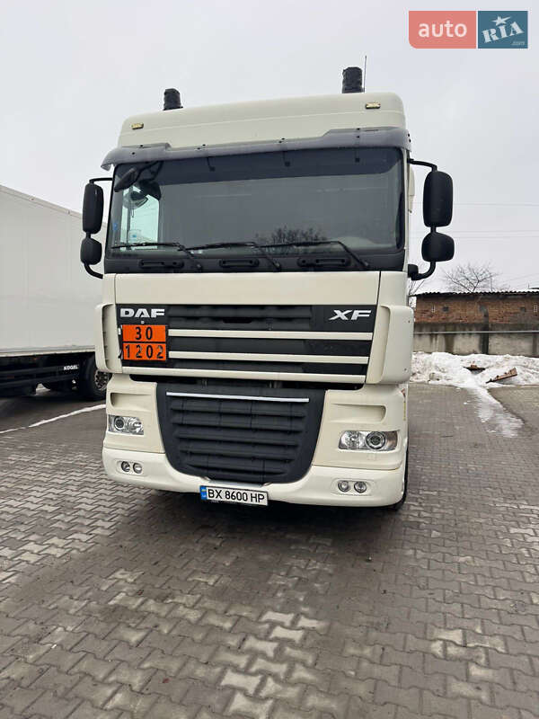 Тягач DAF XF 105 2013 в Изяславе