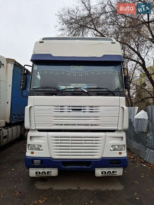 Тягач DAF XF 95 2003 в Киеве