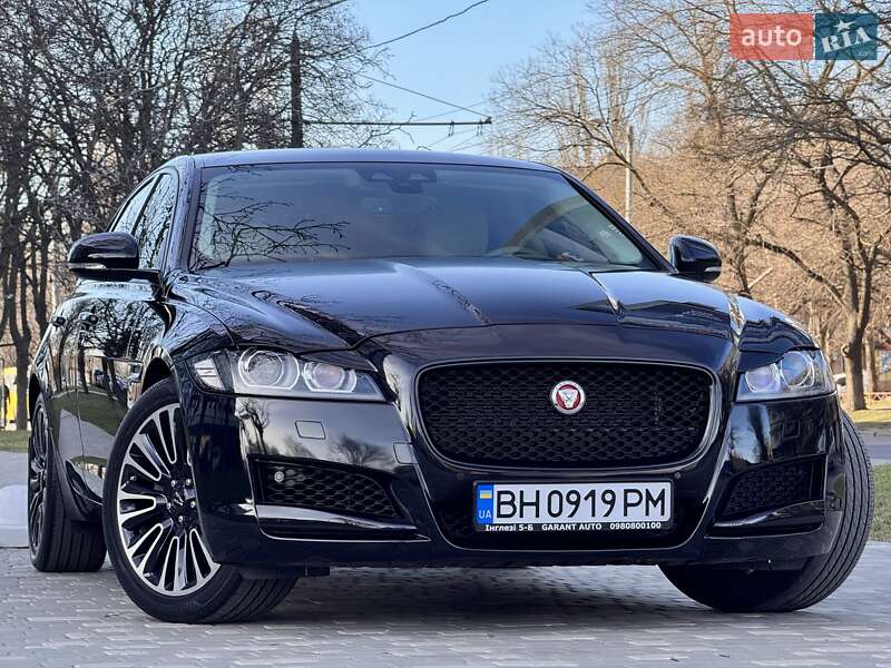 Седан Jaguar XF 2019 в Одессе