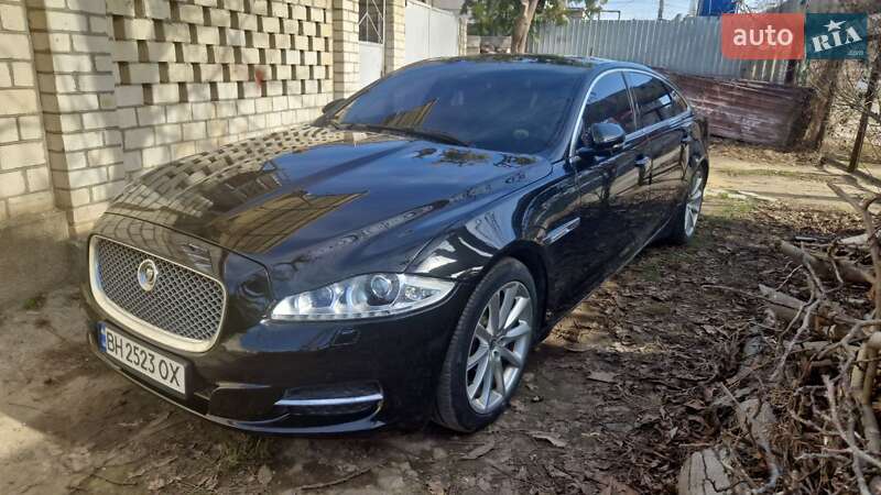 Седан Jaguar XJ 2012 в Одессе Седан Jaguar XJ 2012 в Одессе