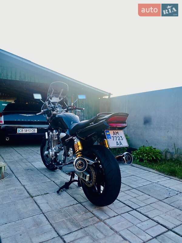 Мотоцикл Без обтекателей (Naked bike) Yamaha XJR 1300 2005 в Чернигове