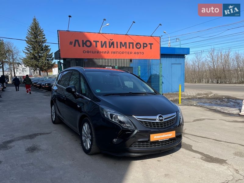 Минивэн Opel Zafira Tourer 2016 в Сумах